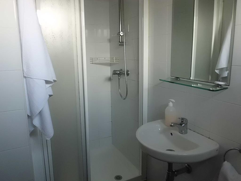 Hostal Caracas Лалин Экстерьер фото